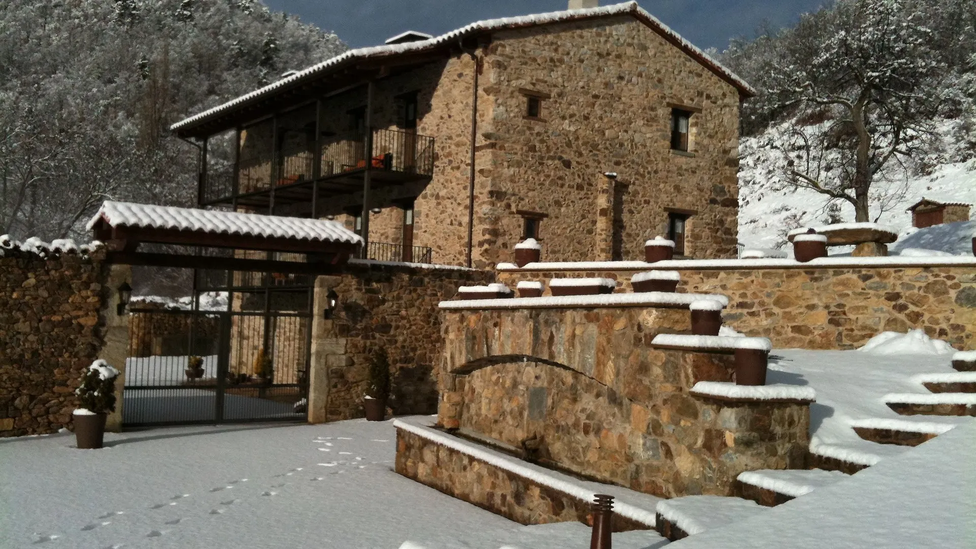 ***  La Casassa De Ribes Aparthotel Ribes De Freser Spain